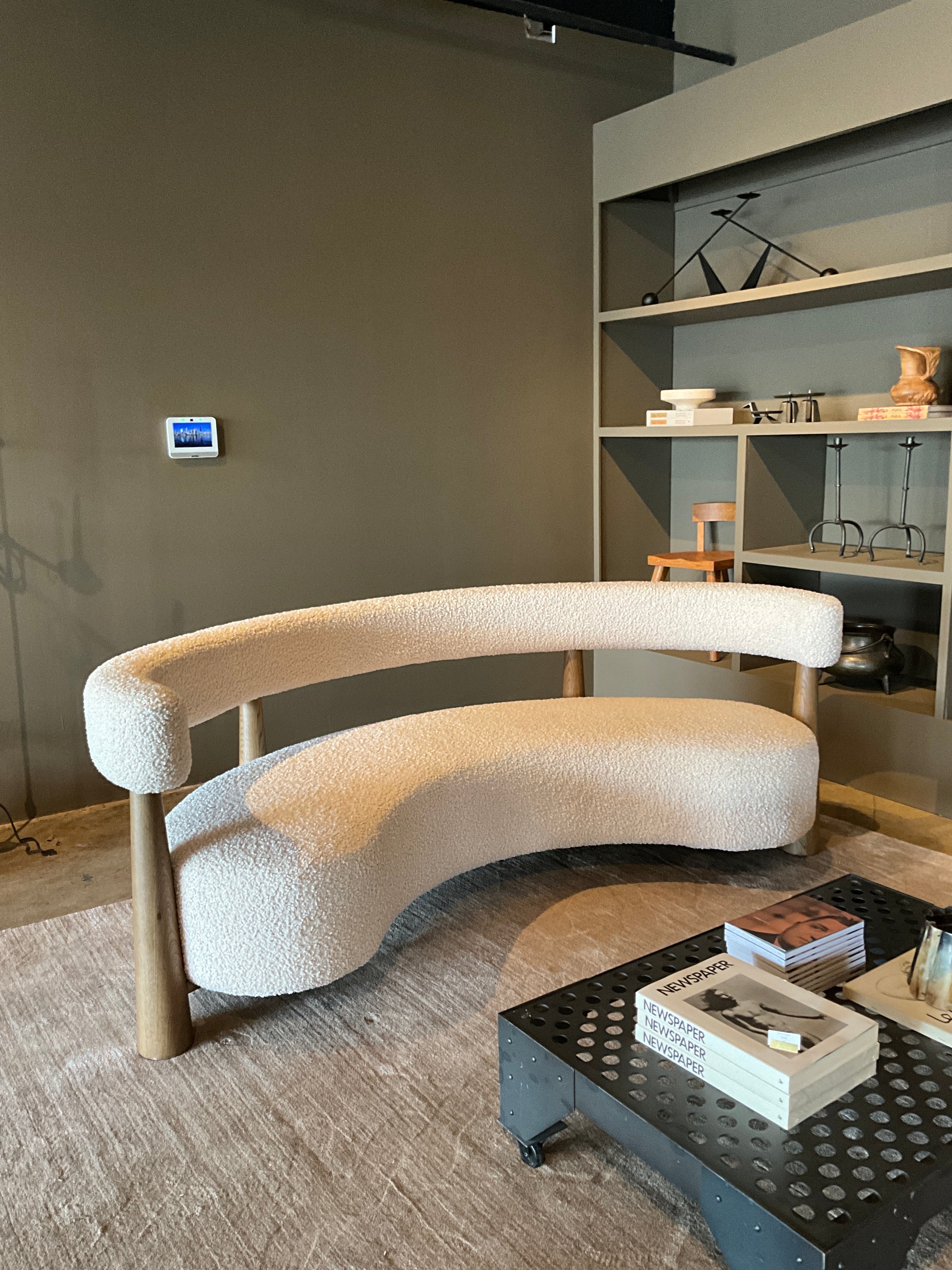 CFC CURVED CLEO SOFA